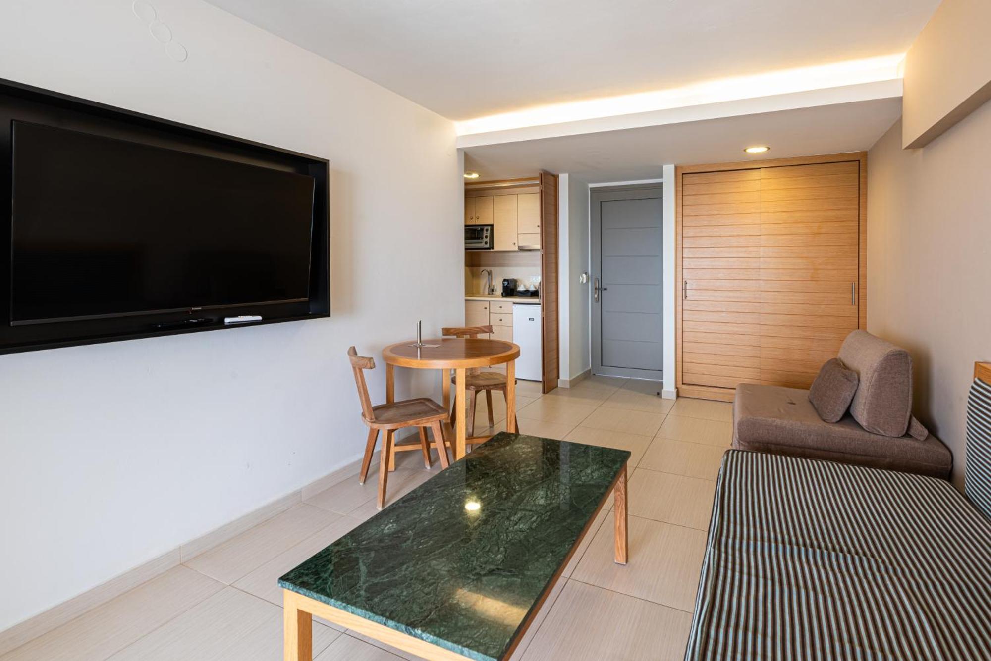 Agia Marina Iolida Beach By Smile Hotels الغرفة الصورة